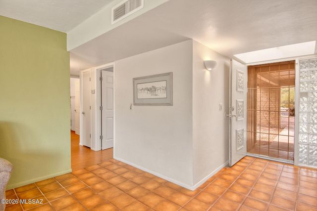 2720 W San Juan Terrace, Tucson, AZ 85713