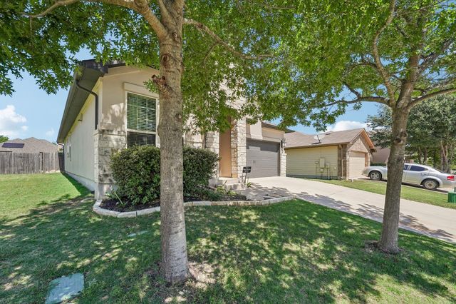 323 Quarry LN, Liberty Hill, TX 78642