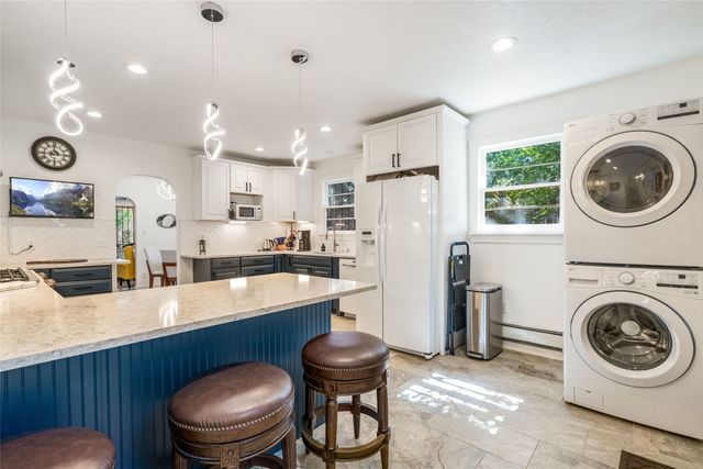 110 E Berger, Santa Fe, NM 87505
