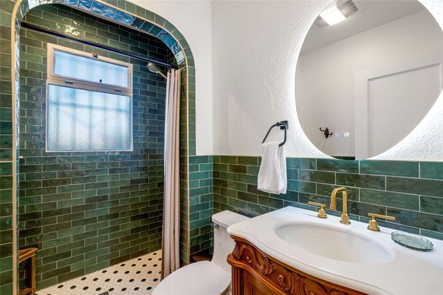 110 E Berger, Santa Fe, NM 87505
