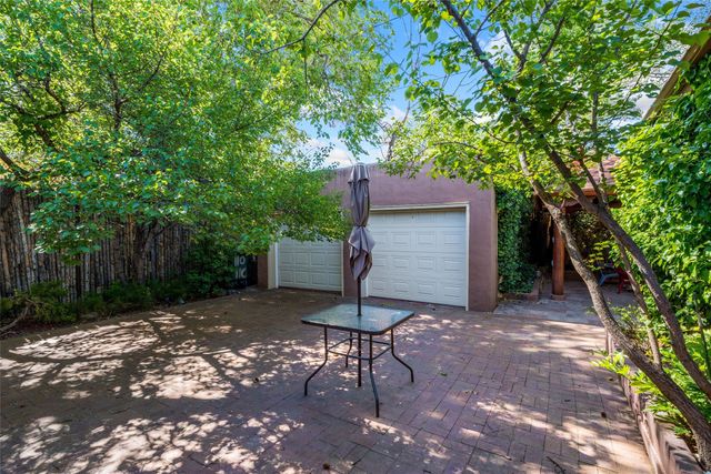 110 E Berger, Santa Fe, NM 87505