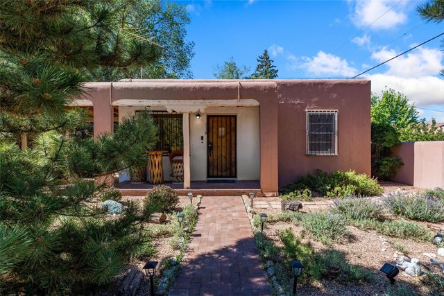 110 E Berger, Santa Fe, NM 87505