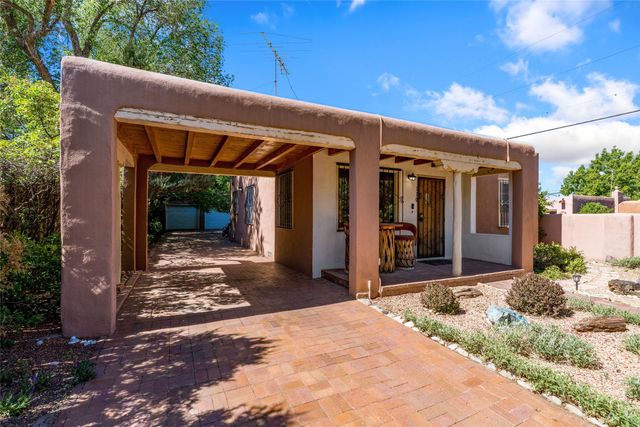 110 E Berger, Santa Fe, NM 87505