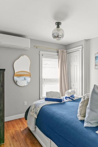 442 Commercial St 2, Provincetown, MA 02657