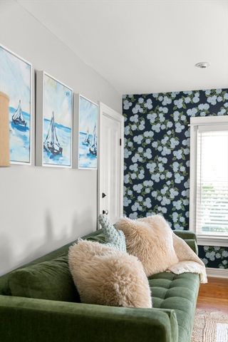 442 Commercial St 2, Provincetown, MA 02657