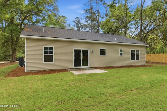6 Josselson Street, Yemassee, SC 29945