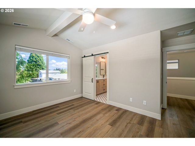 2788 D St, Salem, OR 97301