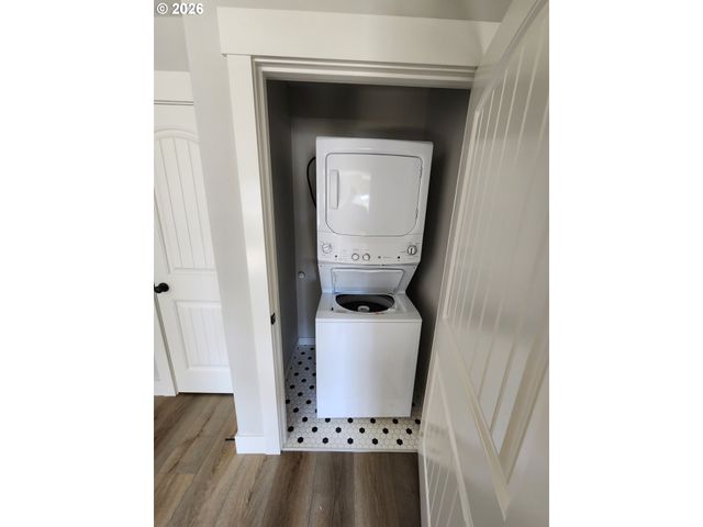 2788 D St, Salem, OR 97301