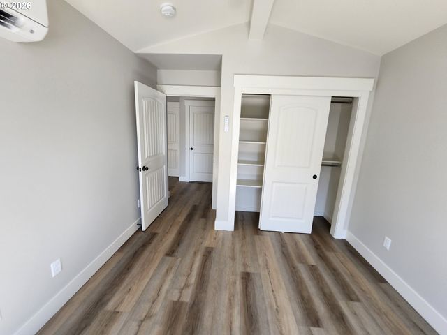 2788 D St, Salem, OR 97301