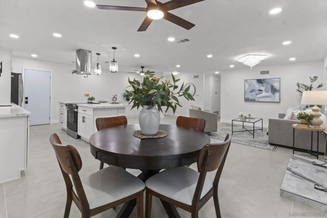 9408 Avenida Acero, Spring Valley, CA 91977