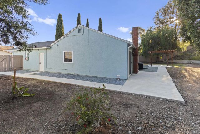 9408 Avenida Acero, Spring Valley, CA 91977