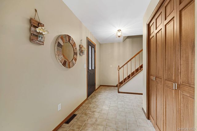 185 Rombout Road, Pleasant Valley, NY 12569