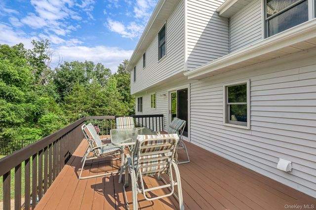 185 Rombout Road, Pleasant Valley, NY 12569