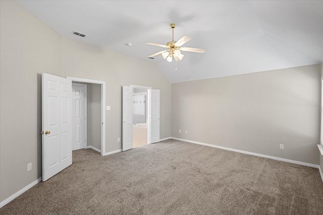 511 Rocky Creek Drive, Mansfield, TX 76063