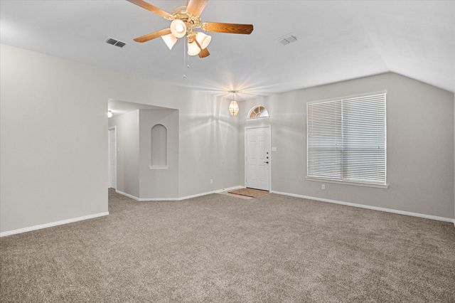 511 Rocky Creek Drive, Mansfield, TX 76063