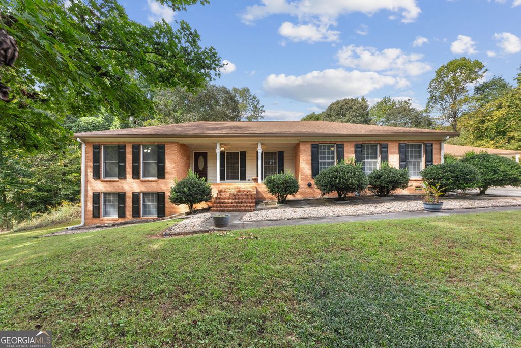 2570 Benton Drive, Jonesboro, GA 30236 — exterior