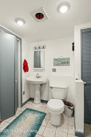 1517 Lenore Avenue, Lansing, MI 48910