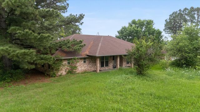 2031 Private Road 1183, Farmersville, TX 75442