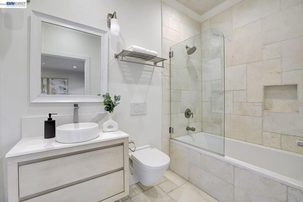 Image 33 of property listing at 19029 Carlton Ave, Castro Valley, CA 94546