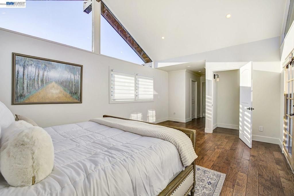 Image 36 of property listing at 19029 Carlton Ave, Castro Valley, CA 94546