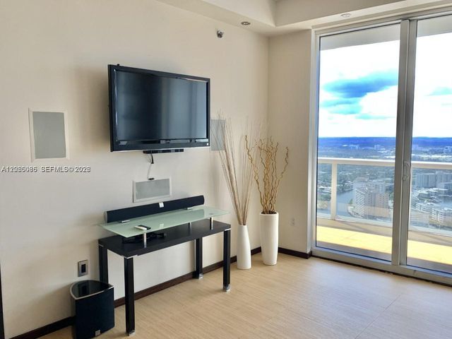 1800 S Ocean Drive 4406, Hallandale Beach, FL 33009