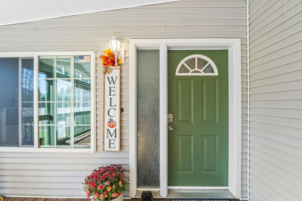 282 Balcom Rd, Newport, WA 99156
