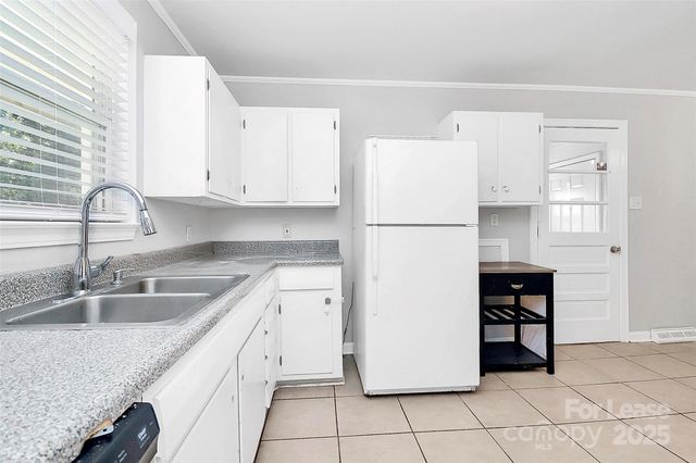 228 Seneca Place, Charlotte, NC 28210