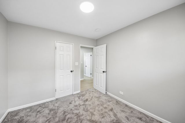 16207 Marshfield Avenue, Markham, IL 60428