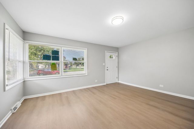16207 Marshfield Avenue, Markham, IL 60428