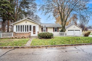 2625 7th Street NW, Grand Rapids, MI 49504