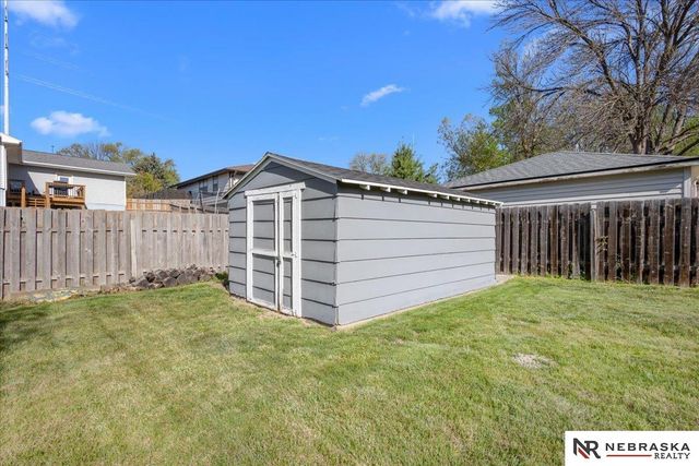 4821 S 57th Street, Lincoln, NE 68516