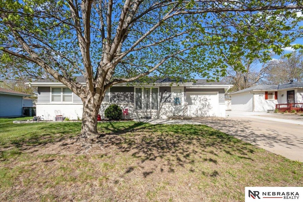 4821 S 57th Street, Lincoln, NE 68516