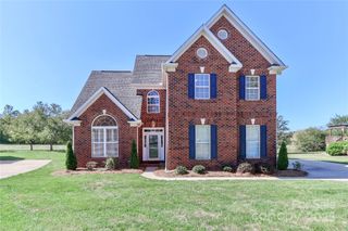 127 Players Park Circle, Statesville, NC 28677