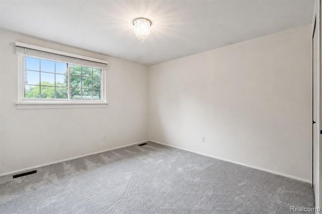 1174 Player Drive, Troy, MI 48085