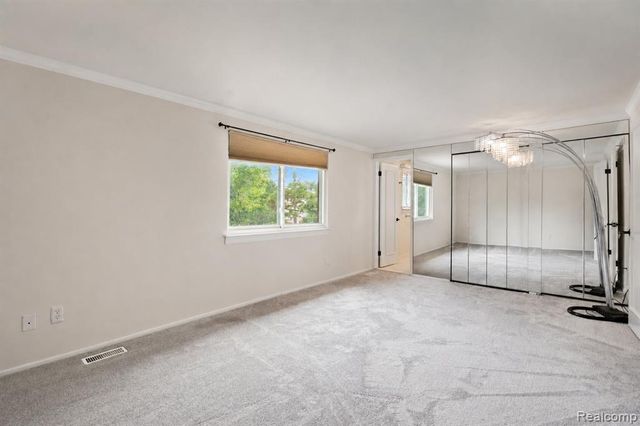 1174 Player Drive, Troy, MI 48085