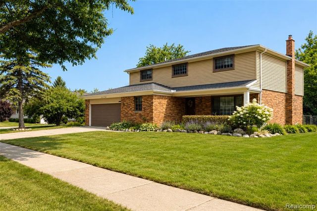 1174 Player Drive, Troy, MI 48085