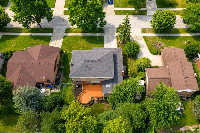 1174 Player Drive, Troy, MI 48085