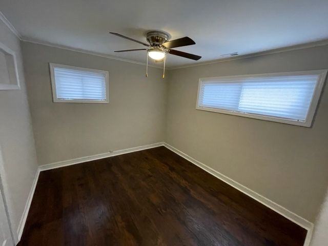 16243 Clifton Park Avenue, Markham, IL 60428