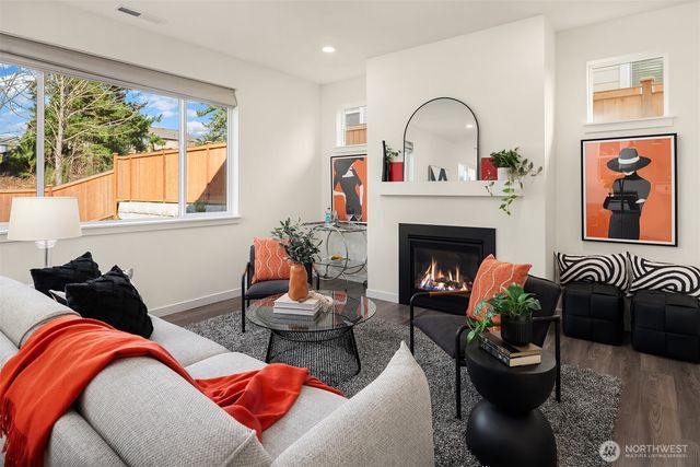 9426 S 237th Street, Kent, WA 98031