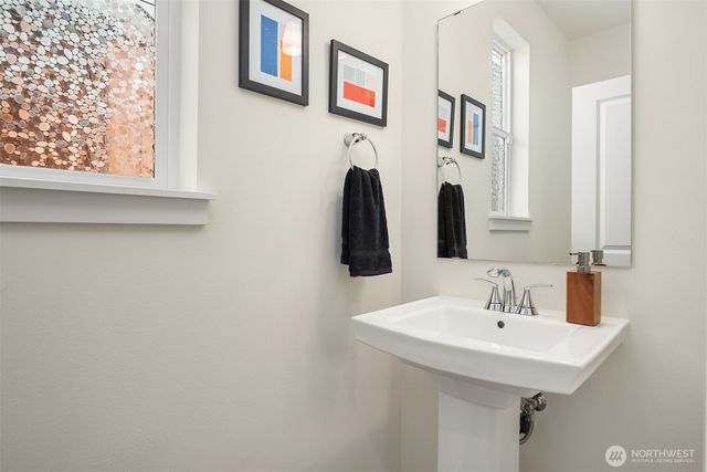 9426 S 237th Street, Kent, WA 98031