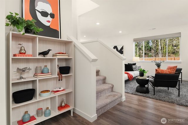 9426 S 237th Street, Kent, WA 98031