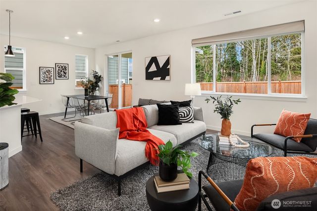 9426 S 237th Street, Kent, WA 98031