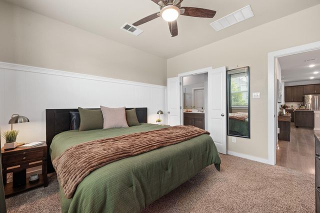 106 Doc Johns DR, Hutto, TX 78634