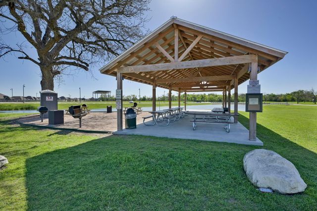 106 Doc Johns DR, Hutto, TX 78634