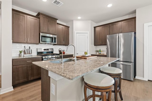 106 Doc Johns DR, Hutto, TX 78634