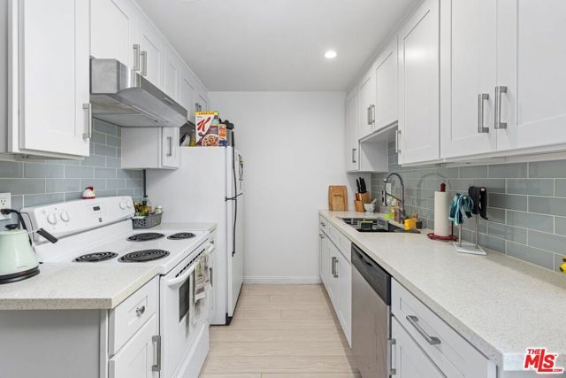 12801 Moorpark Street 206, Studio City (los Angeles), CA 91604