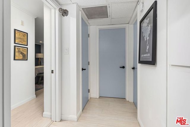 12801 Moorpark Street 206, Studio City (los Angeles), CA 91604