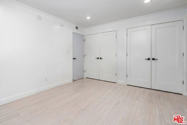 12801 Moorpark Street 206, Studio City (los Angeles), CA 91604