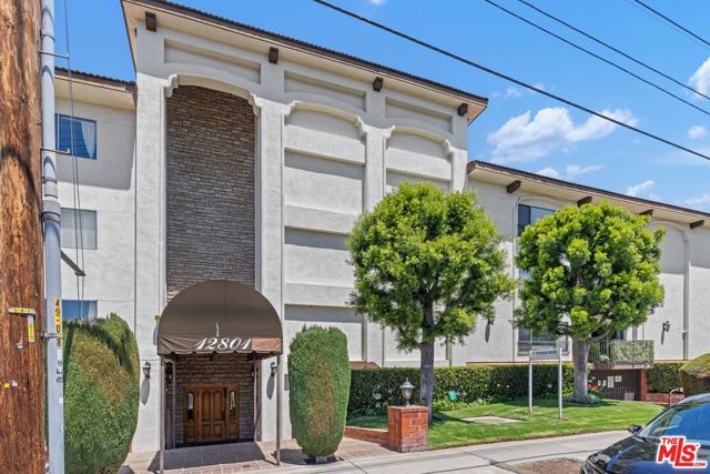 12801 Moorpark Street 206, Studio City (los Angeles), CA 91604
