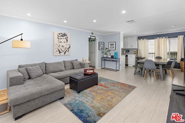 12801 Moorpark Street 206, Studio City (los Angeles), CA 91604